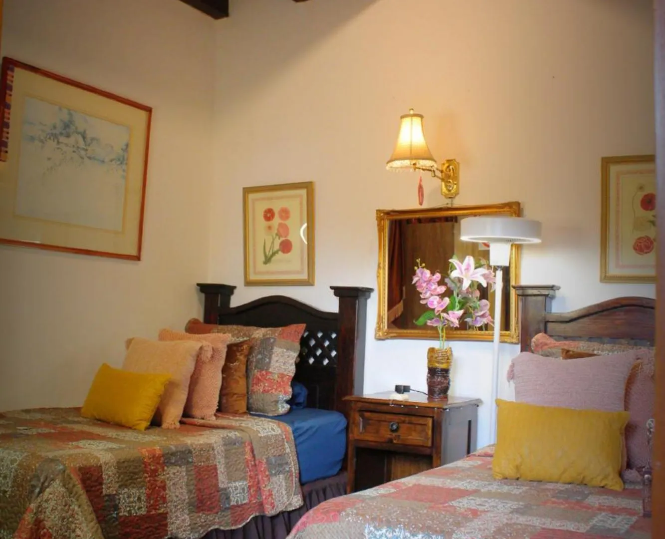 Hotel Rholyn Pura Vida !! Antigua 3*,